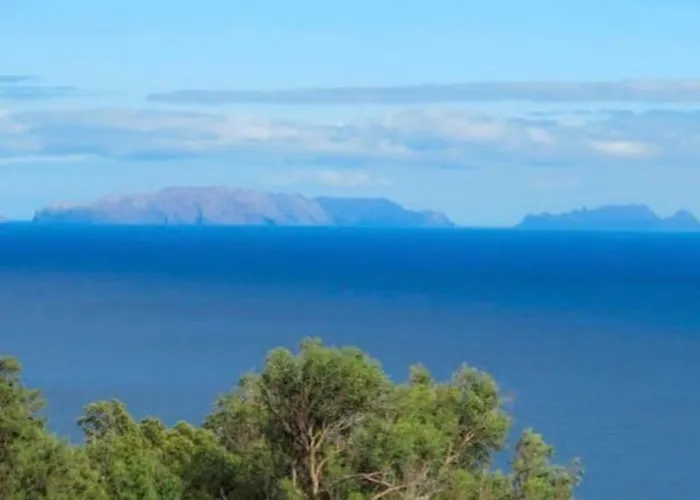 Plaza Charming Flat * Santa Cruz (Madeira)