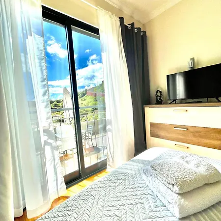 Plaza Charming Flat * Santa Cruz (Madeira)