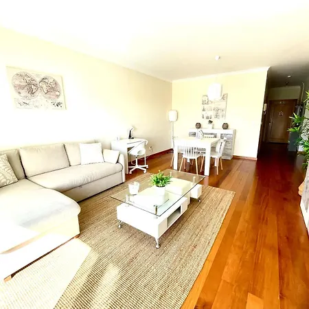 Plaza Charming Flat דירה סנטה קרוז