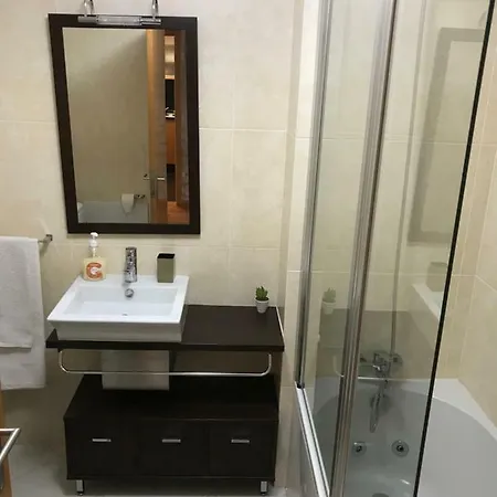 דירה Plaza Charming Flat