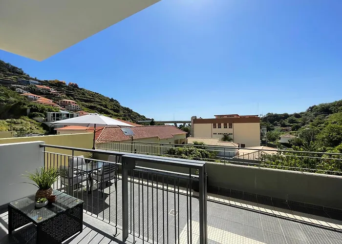 Plaza Charming Flat * Santa Cruz (Madeira)