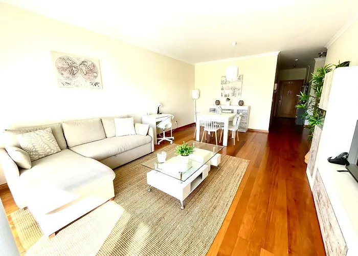 Plaza Charming Flat Daire Santa Cruz (Madeira)